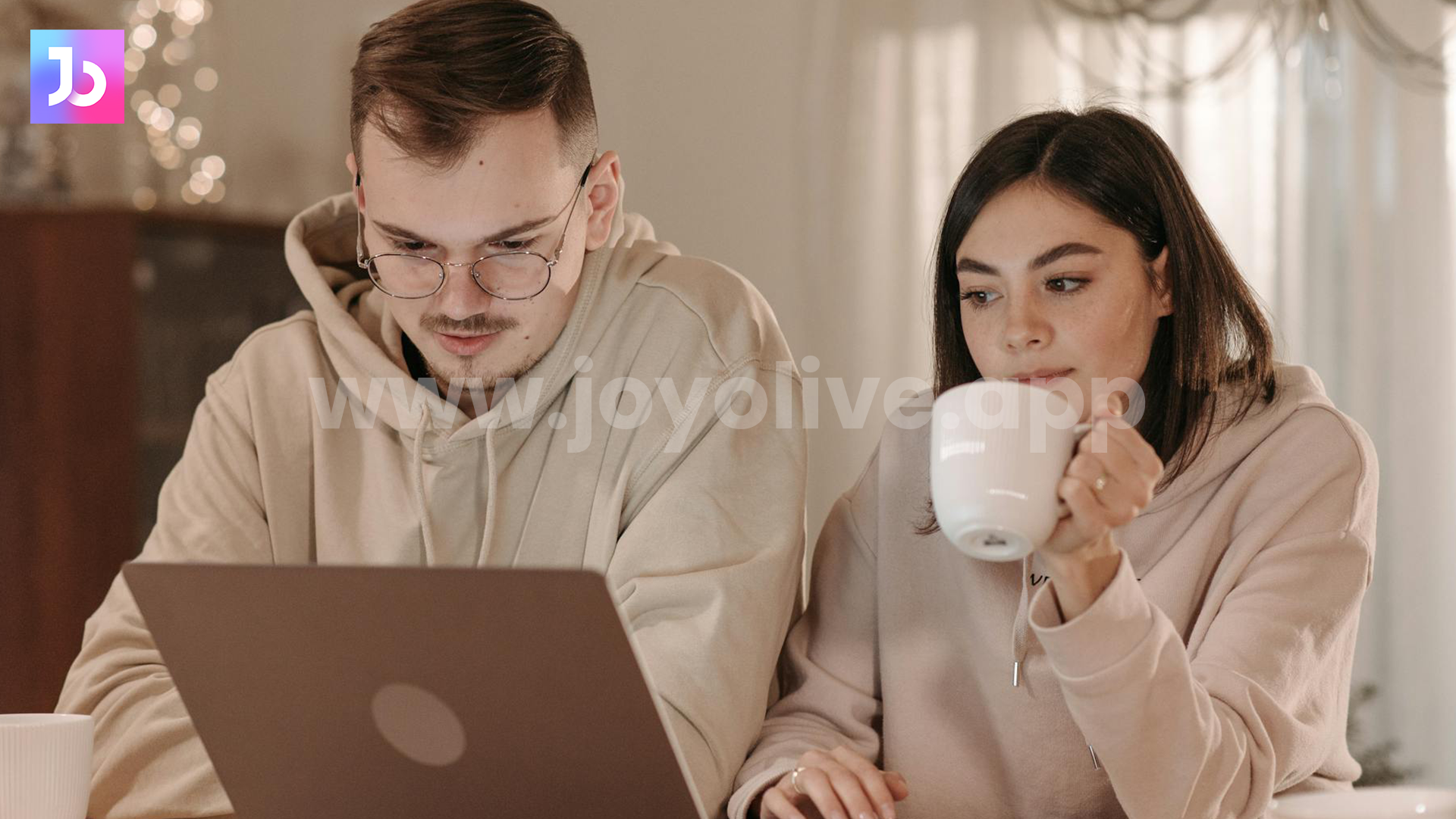 Helping Hosts’ Transparency as Joyo Live Agents