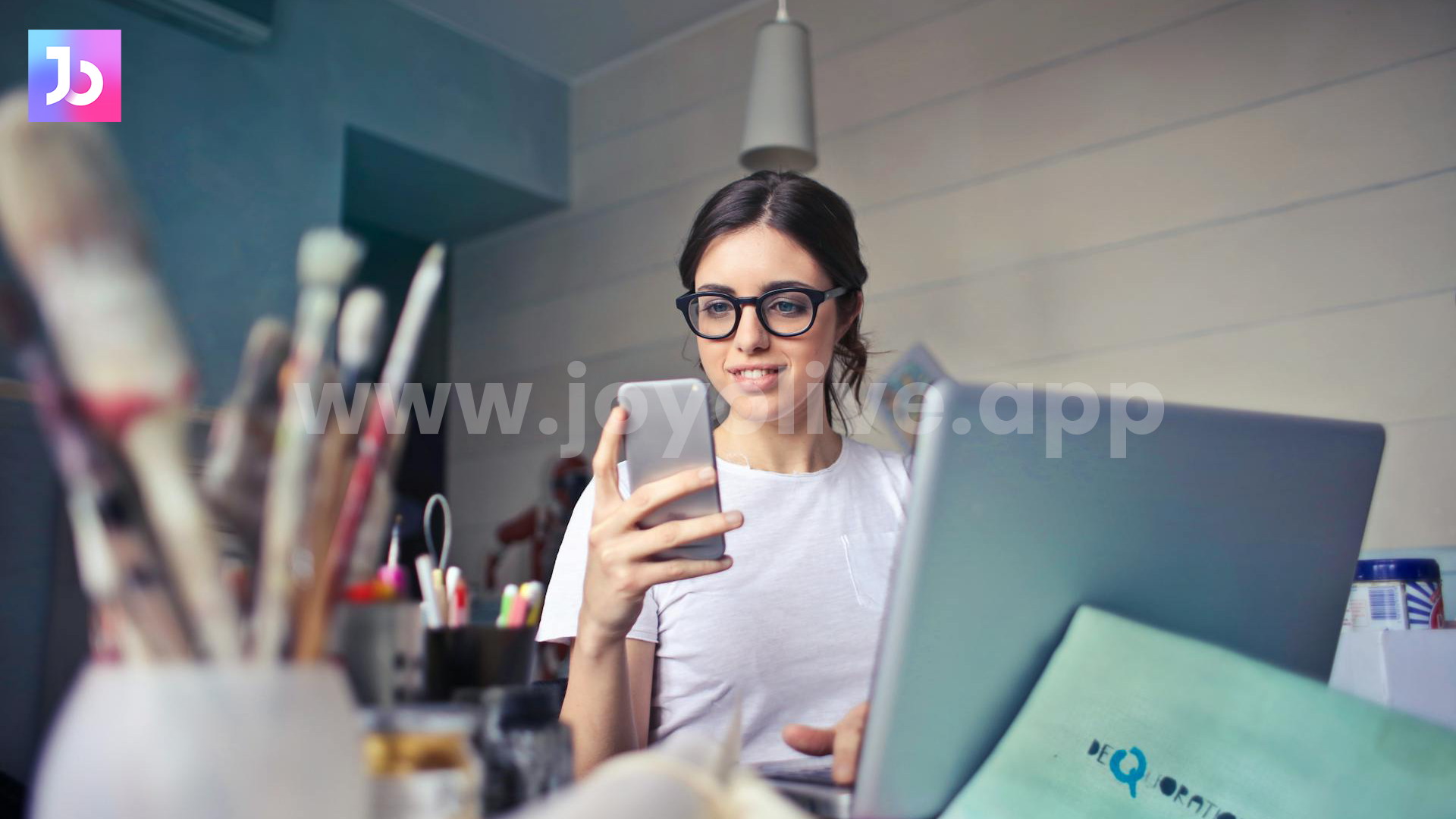 What to Do When Feeling Stuck as Joyo Live Hosts