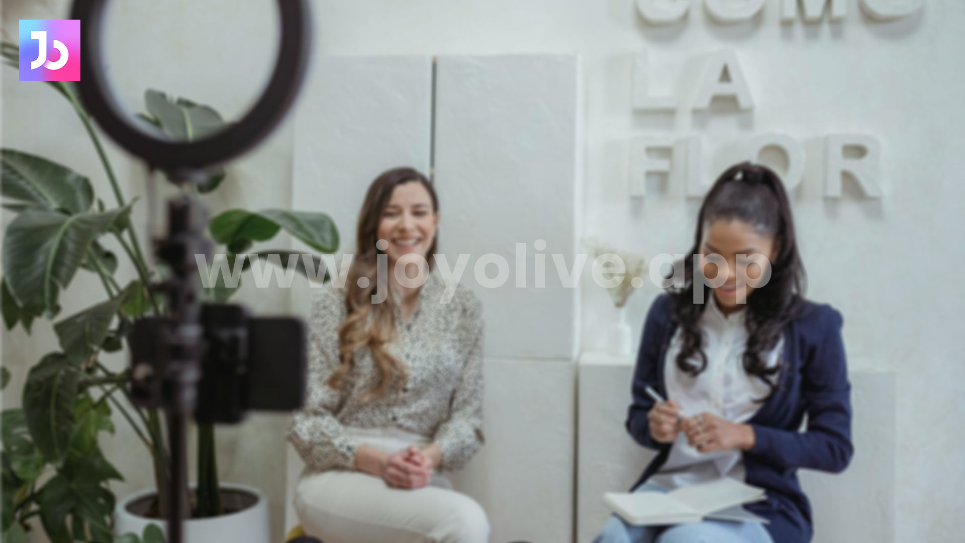 Guiding Hosts When Changing Style as Joyo Live Agents